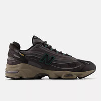 NB 1000 - Black Cement avec Sweetgrass et Castlerock / 3.5